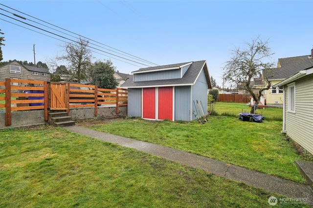 4412 S 3rd Avenue, Everett, WA 98203