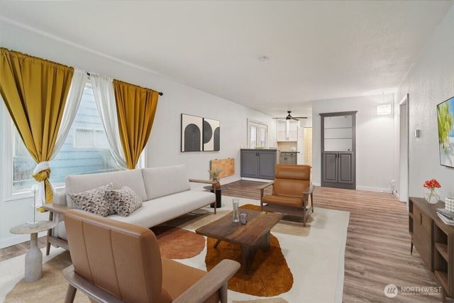 4412 S 3rd Avenue, Everett, WA 98203