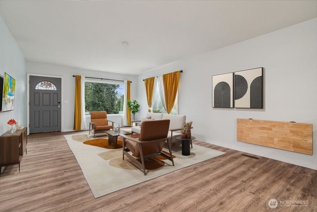 4412 S 3rd Avenue, Everett, WA 98203