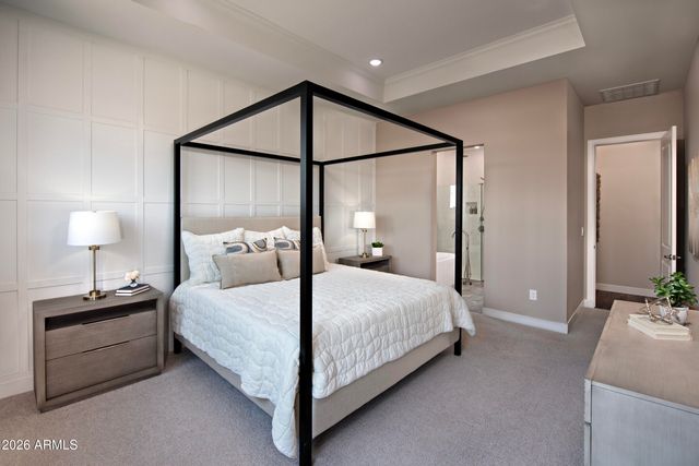 42085 N Tiger Way, San Tan Valley, AZ 85140