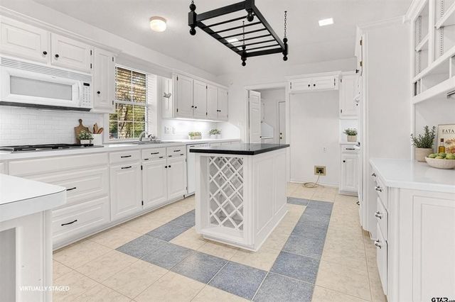 532 Dogwood Lane, Hideaway, TX 75771