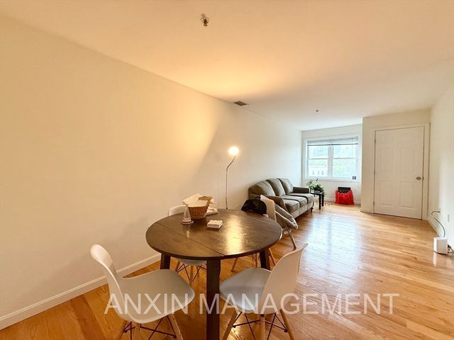 660 Cambridge St 401, Cambridge, MA 02141
