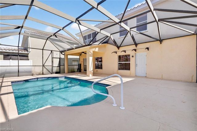 2858 Via Campania ST, Fort Myers, FL 33905