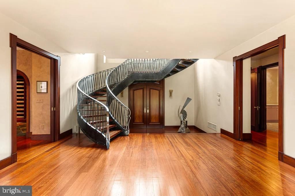 232-36 WALNUT ST, PHILADELPHIA, PA 19106 — photo 3