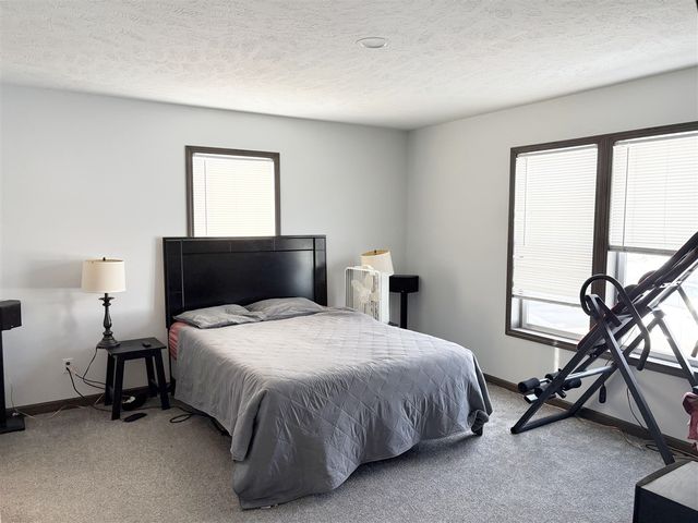 8611 Fallow Drive, Zeeland, MI 49464