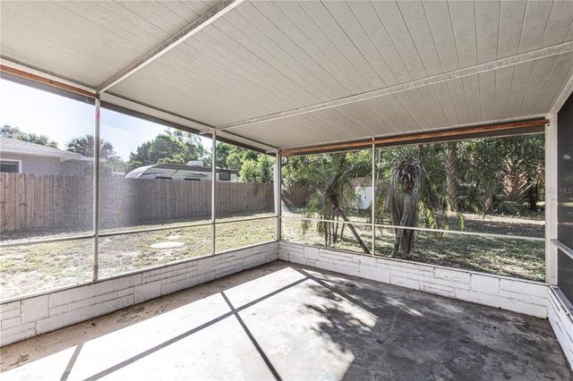 2814 WESTLAND ROAD, Mount Dora, FL 32757