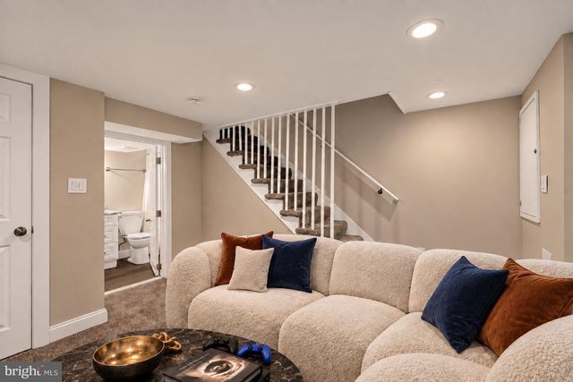4815 BASS PL SE, Washington, DC 20019