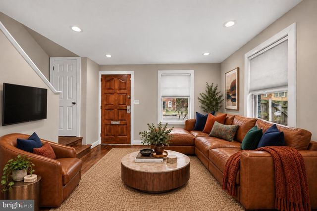 4815 BASS PL SE, Washington, DC 20019