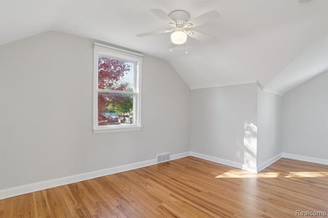 129 South Street, Belleville, MI 48111