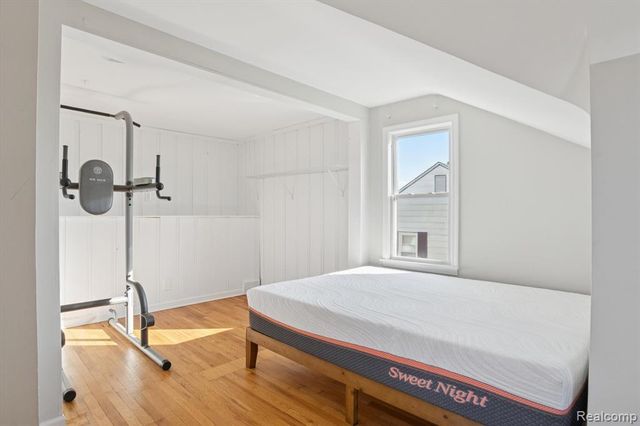 129 South Street, Belleville, MI 48111