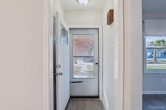 129 South Street, Belleville, MI 48111