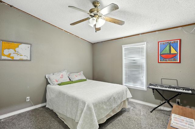 5442 Woodland Drive, Orange, TX 77632