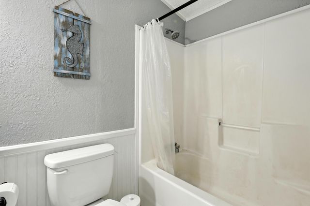 5442 Woodland Drive, Orange, TX 77632