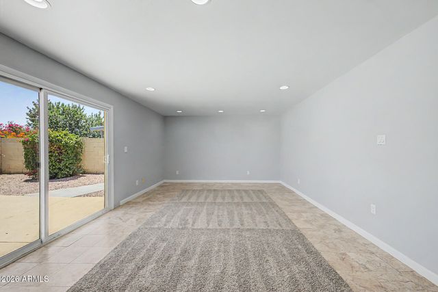 4305 E EQUESTRIAN Trail, Phoenix, AZ 85044