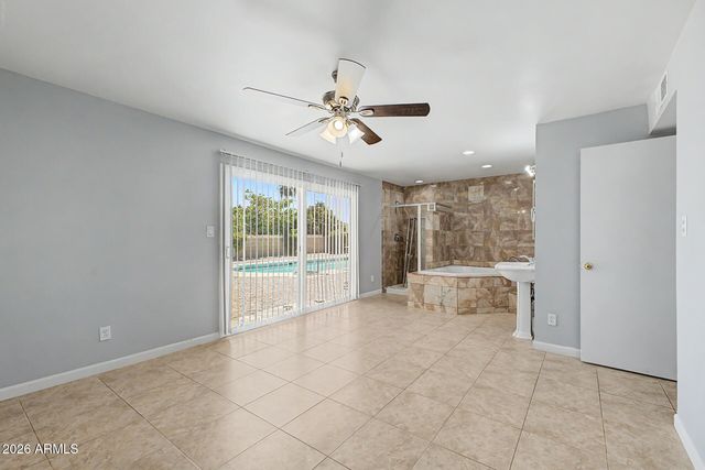4305 E EQUESTRIAN Trail, Phoenix, AZ 85044