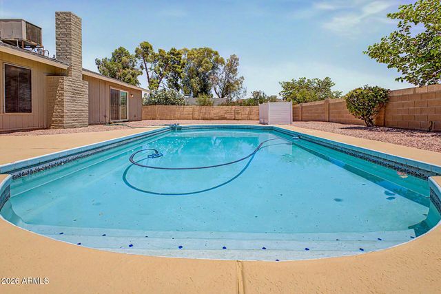 4305 E EQUESTRIAN Trail, Phoenix, AZ 85044