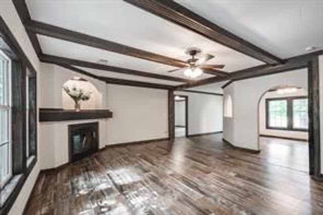24 County Road 67633, Dayton, TX 77535