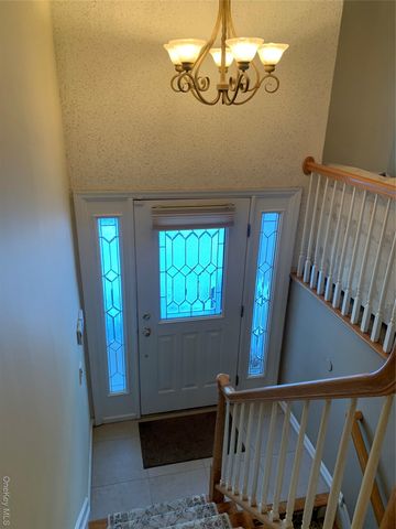 8 Autumn Lane, Stony Point, NY 10980