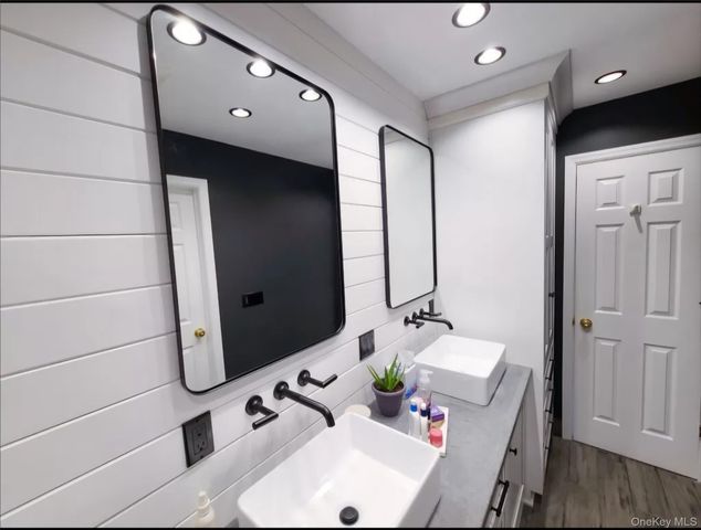 8 Autumn Lane, Stony Point, NY 10980