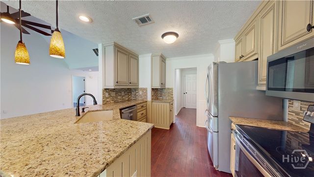 1881 Flowering Drive, Grayson, GA 30017