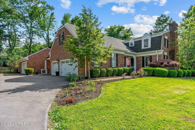 11806 E Arbor Dr, Anchorage, KY 40223