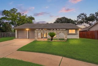 16338 Autumn Wind Drive, Houston, TX 77090