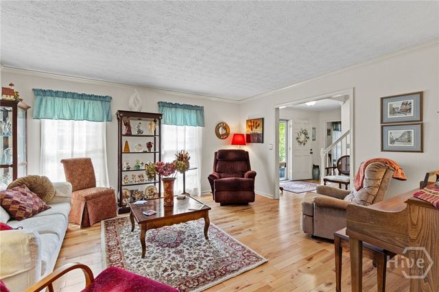 2451 Meadowglen Trail, Snellville, GA 30078