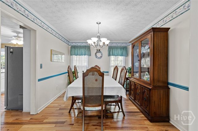 2451 Meadowglen Trail, Snellville, GA 30078