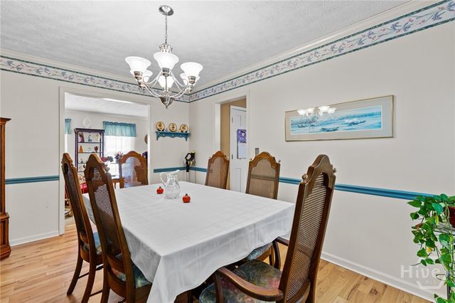 2451 Meadowglen Trail, Snellville, GA 30078