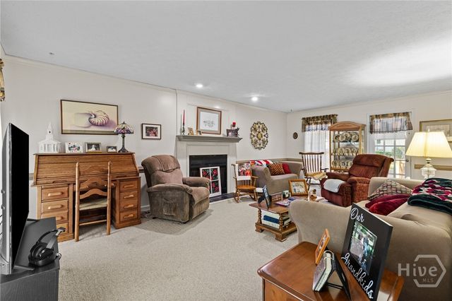 2451 Meadowglen Trail, Snellville, GA 30078