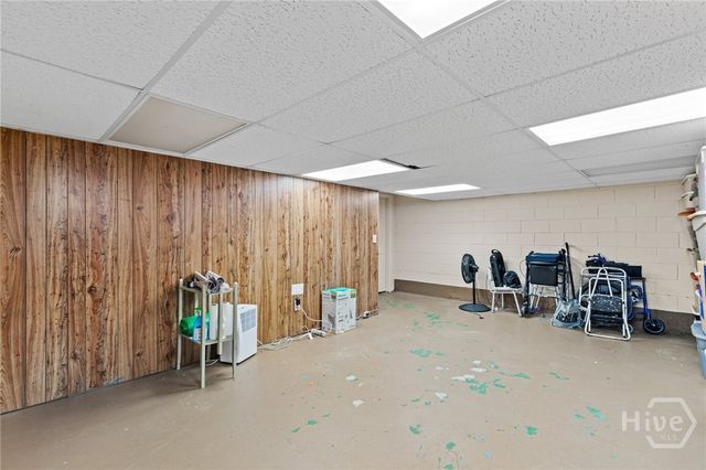 2451 Meadowglen Trail, Snellville, GA 30078