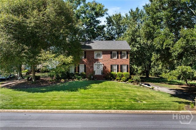 2451 Meadowglen Trail, Snellville, GA 30078