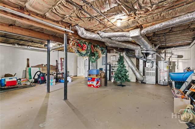 2451 Meadowglen Trail, Snellville, GA 30078