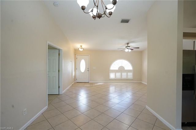 8347 Caloosa RD, Fort Myers, FL 33967