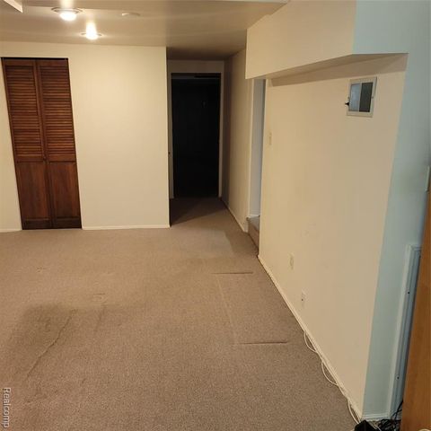 25191 Greenbrooke Drive, Southfield, MI 48033