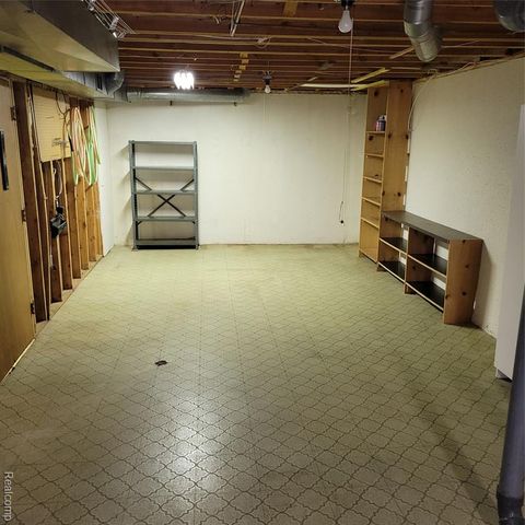 25191 Greenbrooke Drive, Southfield, MI 48033