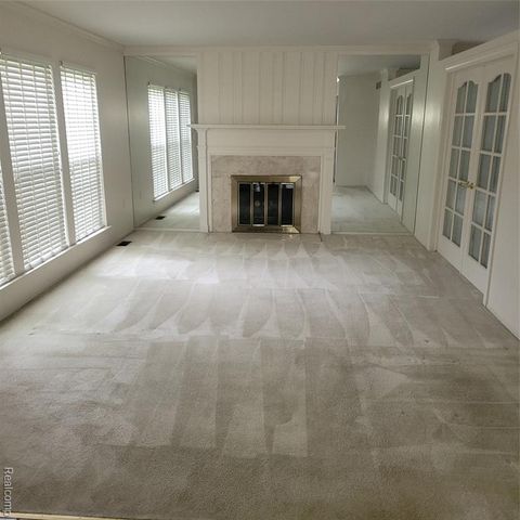 25191 Greenbrooke Drive, Southfield, MI 48033