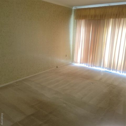 25191 Greenbrooke Drive, Southfield, MI 48033