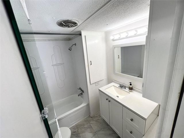 5203 7TH C STREET E, Bradenton, FL 34203