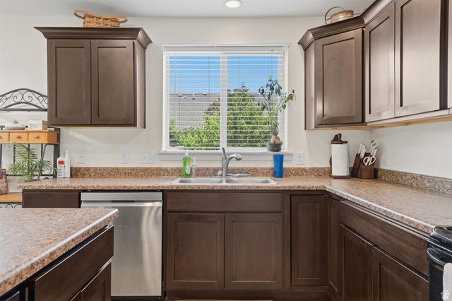 592 W 650 S, Springville, UT 84663