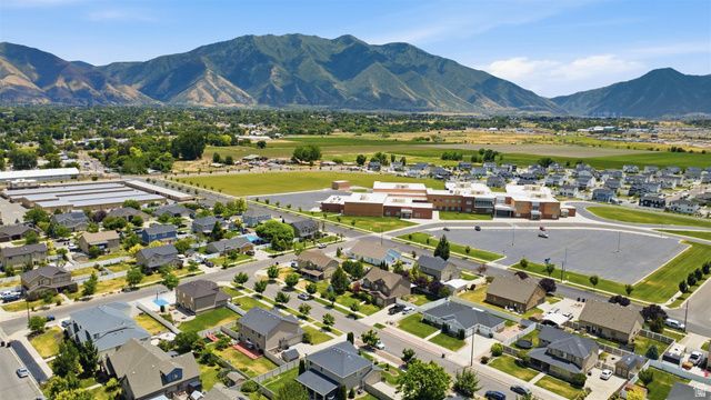 592 W 650 S, Springville, UT 84663