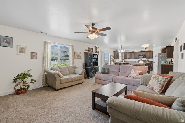 592 W 650 S, Springville, UT 84663