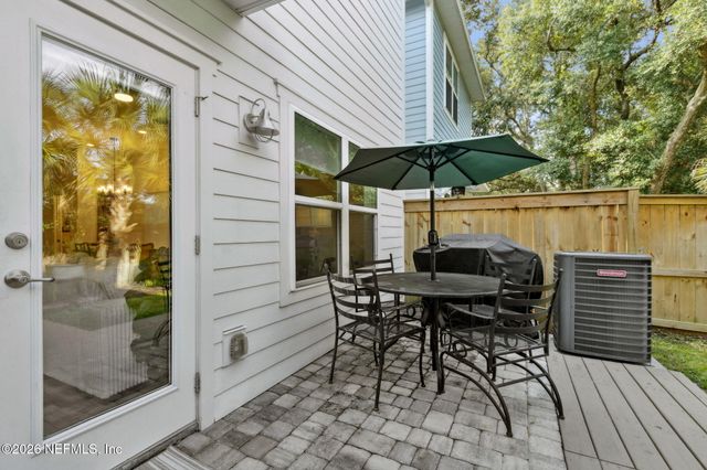 523 S 13TH Terrace, Fernandina Beach, FL 32034