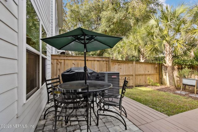 523 S 13TH Terrace, Fernandina Beach, FL 32034