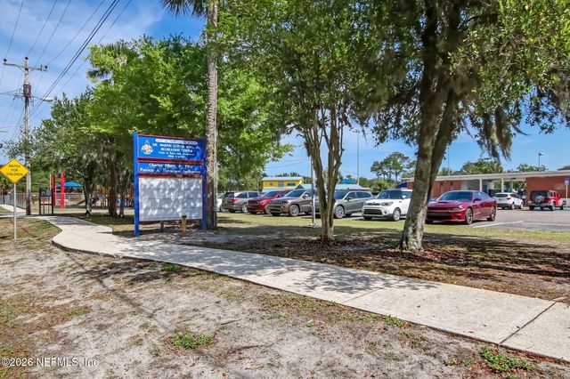 523 S 13TH Terrace, Fernandina Beach, FL 32034