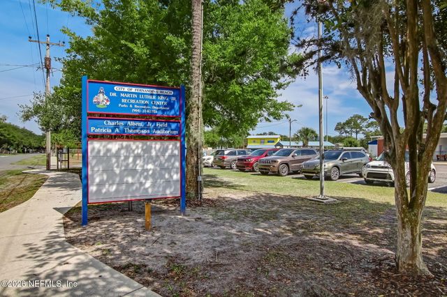 523 S 13TH Terrace, Fernandina Beach, FL 32034