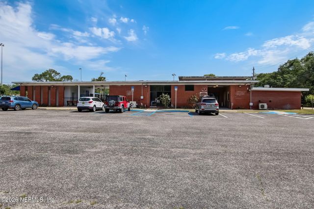 523 S 13TH Terrace, Fernandina Beach, FL 32034