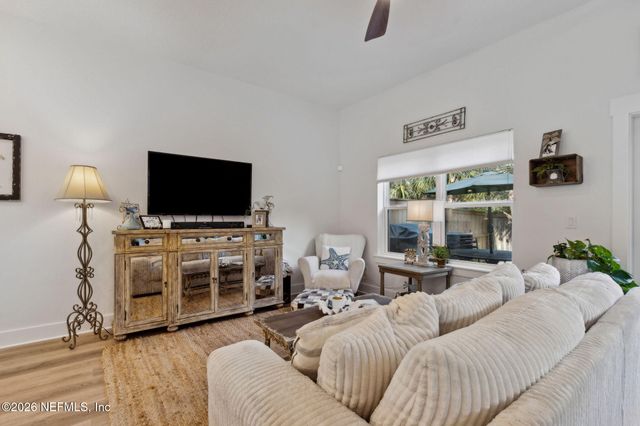 523 S 13TH Terrace, Fernandina Beach, FL 32034