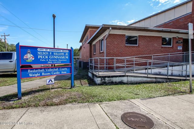 523 S 13TH Terrace, Fernandina Beach, FL 32034