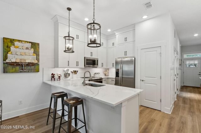 523 S 13TH Terrace, Fernandina Beach, FL 32034